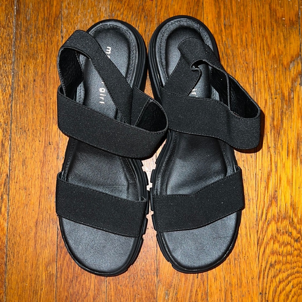 Madden girl chunky sandals
